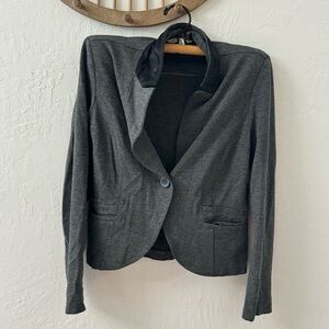 Cabi Stretch Blazer Sweater Jacket Gray Cracked Suede Style Collar Size 6